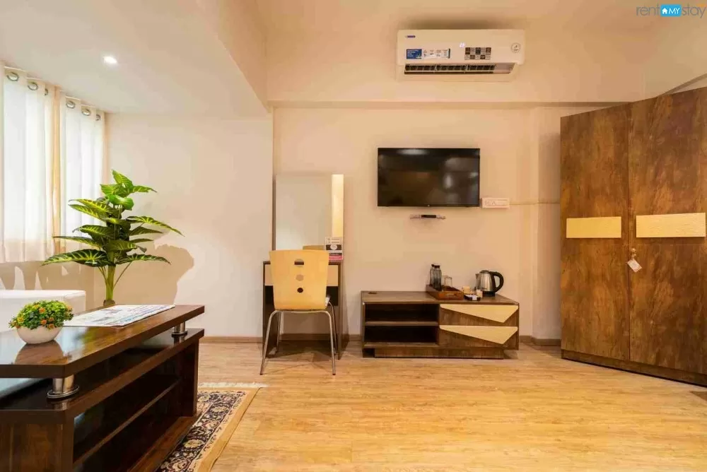 Modern-Up Home Stay (4 Bedrooms) in Mumbai