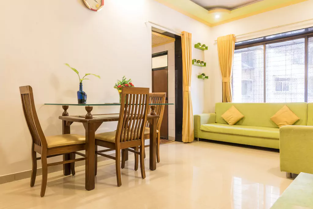 self catering 1 Bedroom apartment (kandivali east) in Mumbai