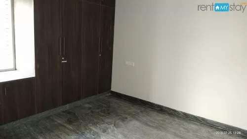 Semi Furnished 2BHK Apartment with Kitchen in HSR Layout in HSR Layout