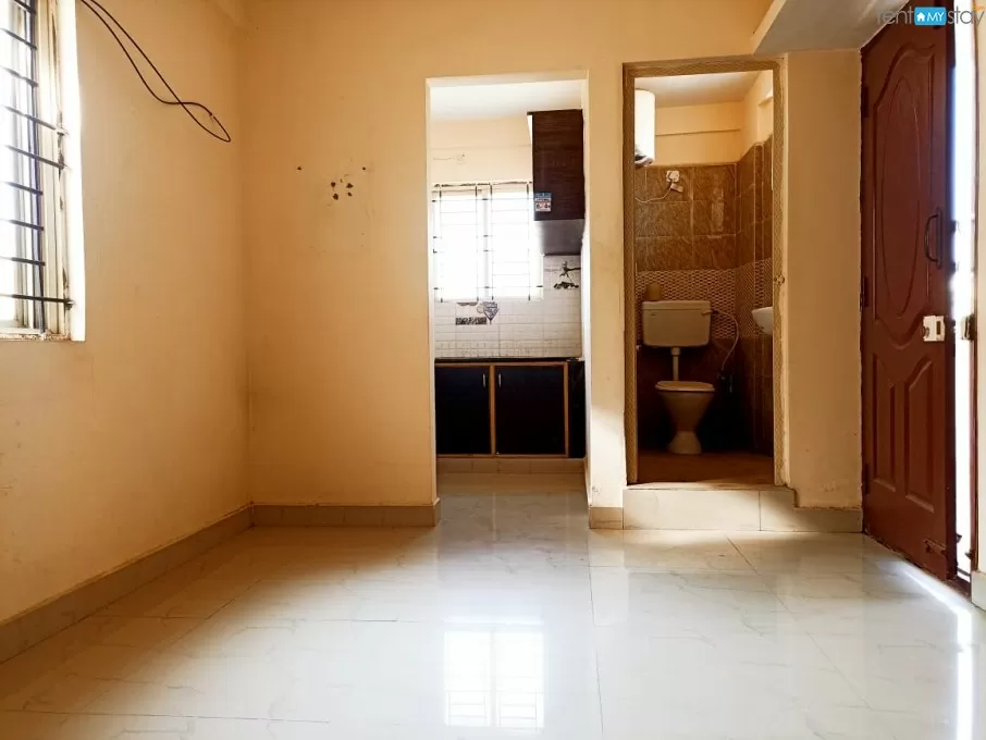 Semi Furnished Studio Flat For Rent In Marathahalli in Marathahalli