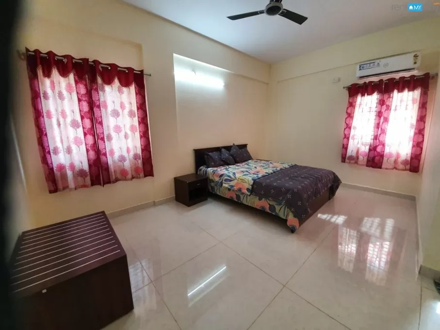 Rent On 2 (spacious Apt with PARKING & Queen Beds) in Mysore