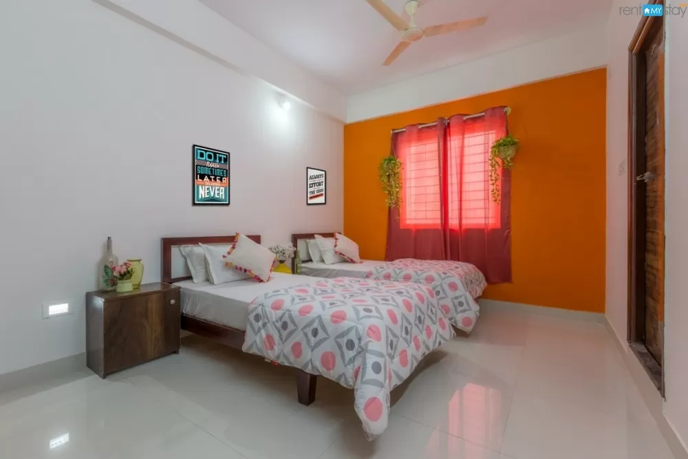 2 Sharing entire furnished room near Ecity-Ph 1 in Bengaluru