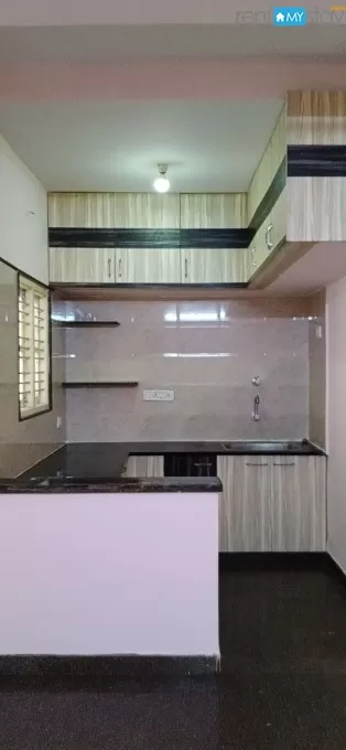 Spacious house with parking in Bangalore