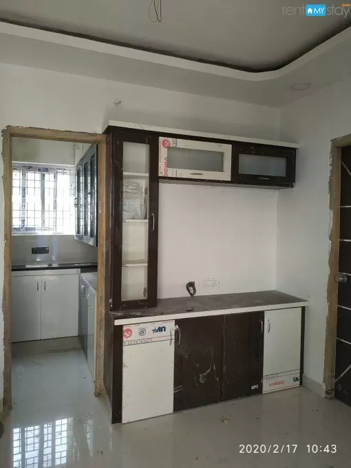 ONE BED ONE BATH FLAT AVAILABLE FOR RENT in hYDERABAD`