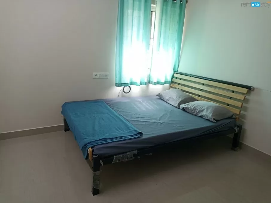 Fully furnished 1bhk Flat  For long term stay Near RMZ Eco World in Bellandur