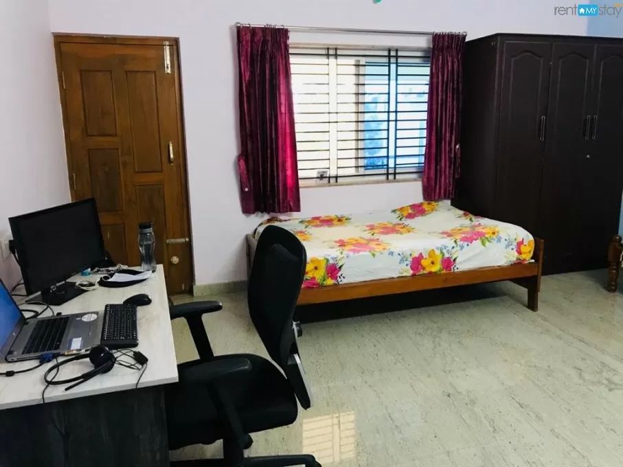 4 BHK Fully Furnished Duplex Guest House in Hosur