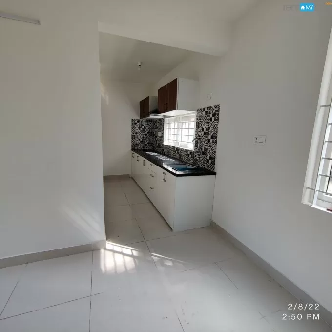 1bhk semi furnished flat in white field for long term in Whitefield