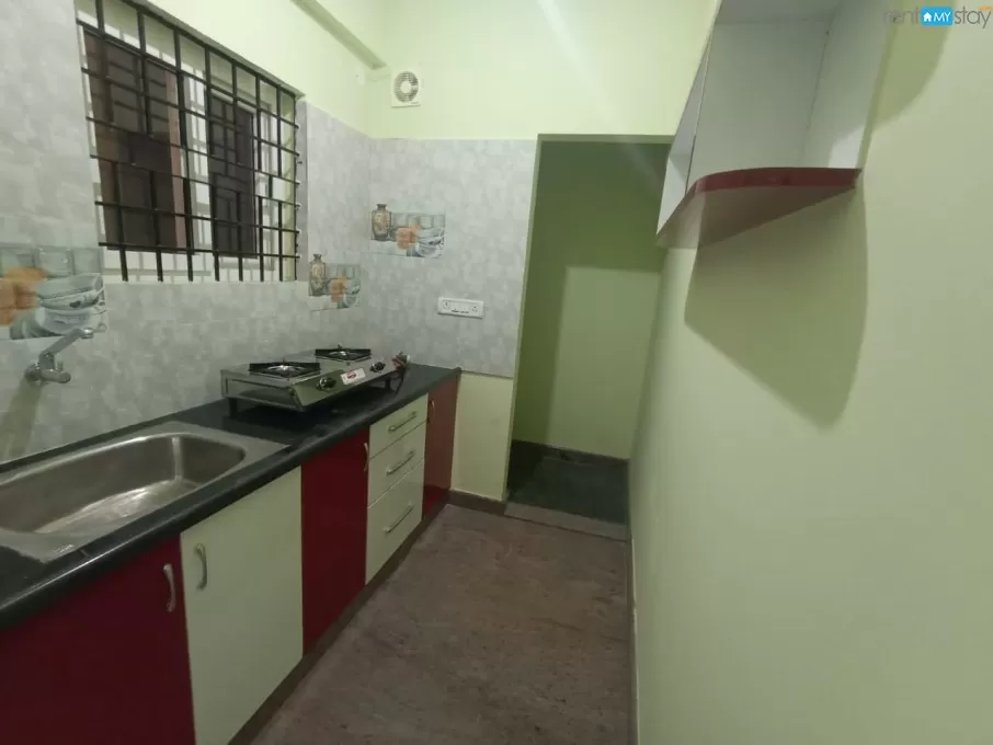 Fully furnished couple friendly 1bhk flat in marathahalli in Marathahalli