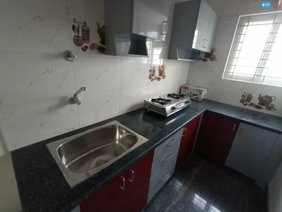 Fully Furnished 1BHK Flat with Kitchen in Whitefield in Whitefield