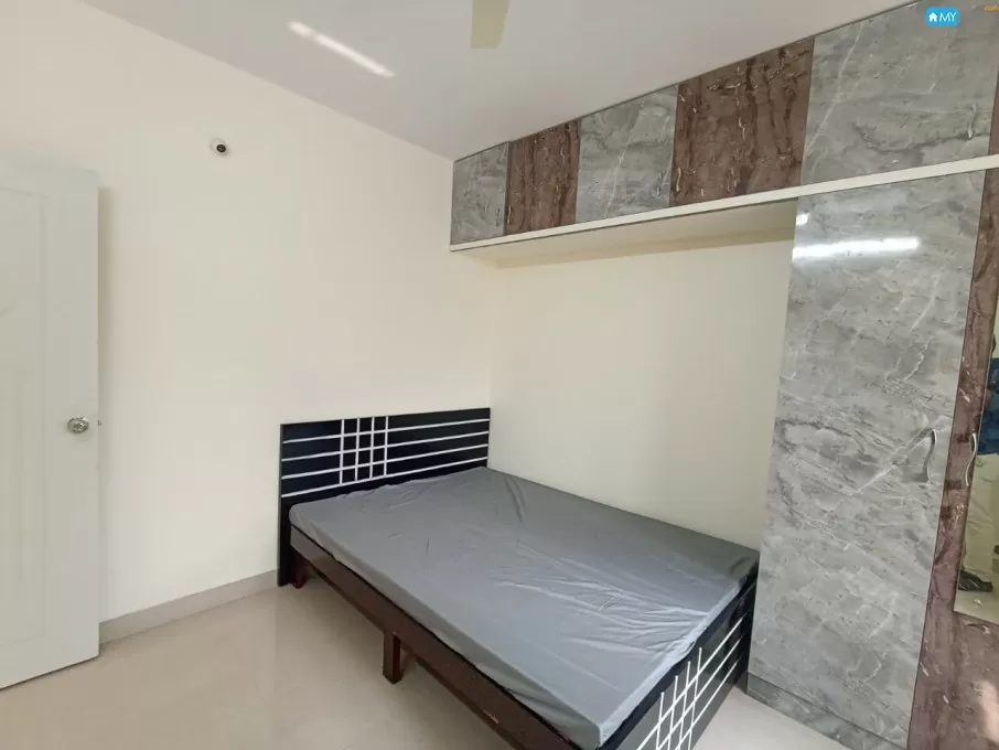 Fully furnished 1bhk flat in marahathalli for rent in Marathahalli