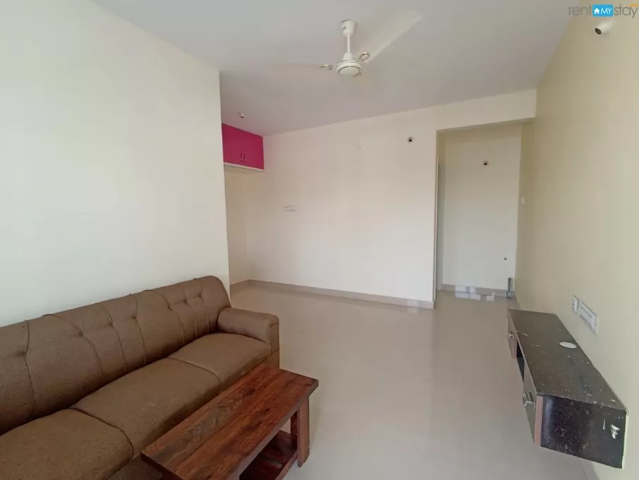 Fully furnished 1bhk flat for rent in marahathalli  in Marathahalli
