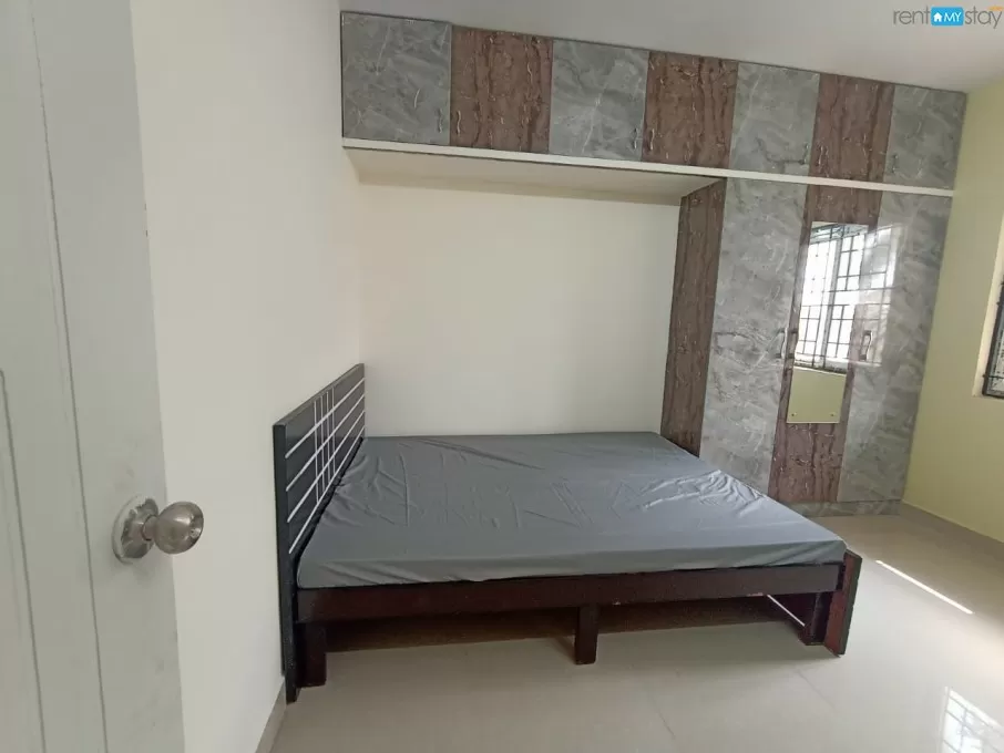 Fully furnished 1bhk flat for rent in marahathalli  in Marathahalli