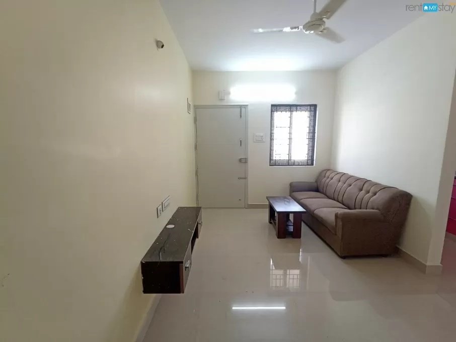 Fully furnished 1bhk flat for rent in marahathalli