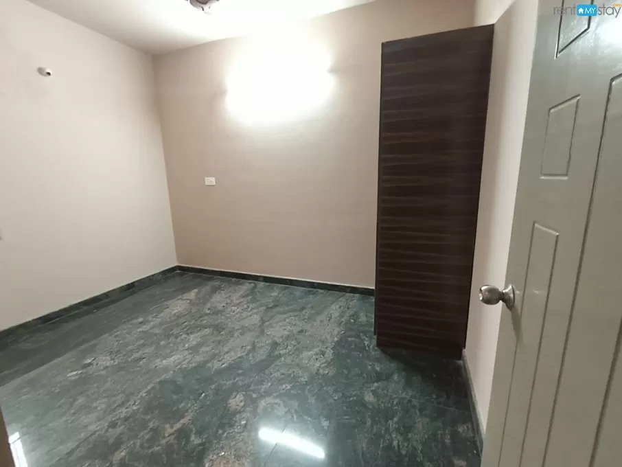 fully furnished 1bhk flat in old madras road in Old Madras Road