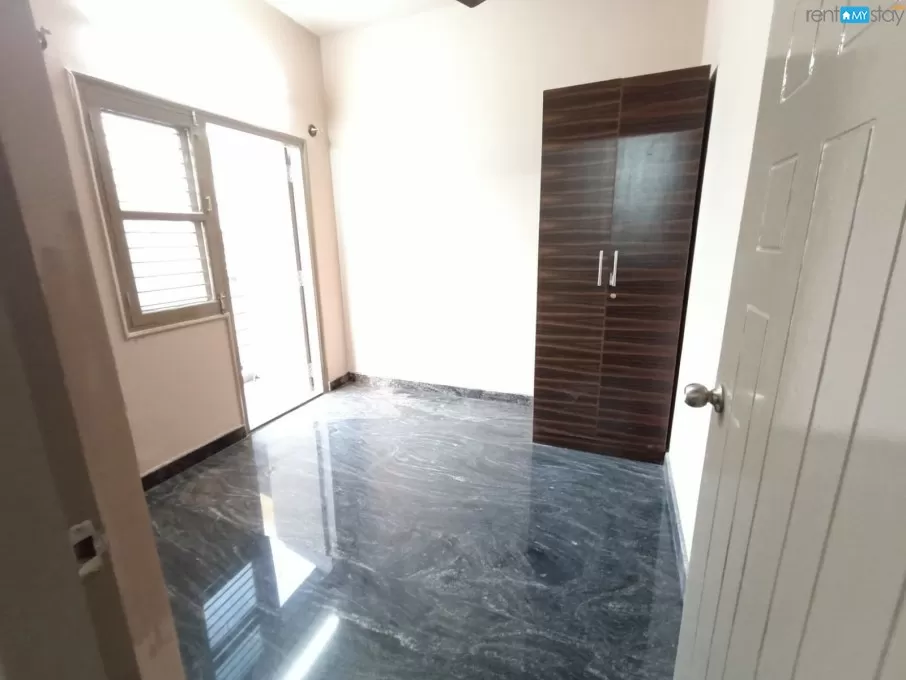 semi furnished 1bhk flat with kitchen in old madras road in Old Madras Road