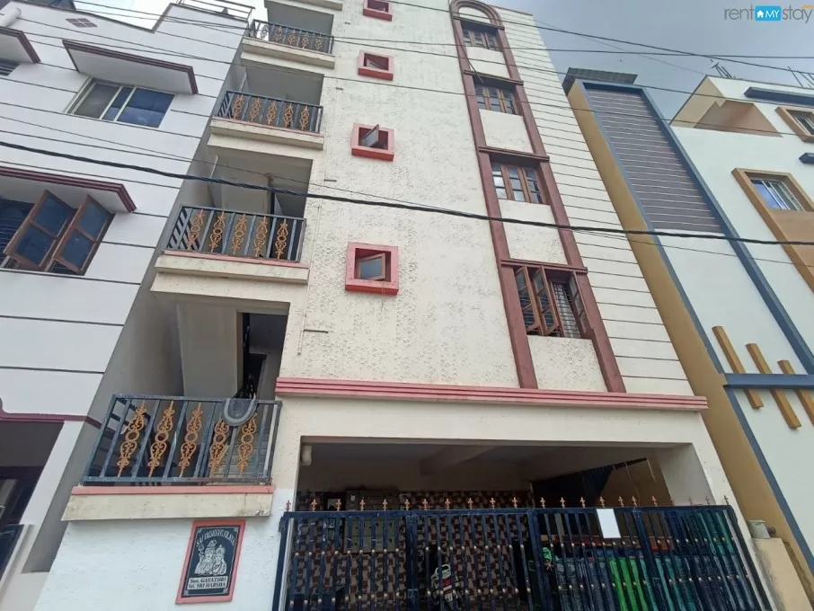 Fully Furnished couple friendly flat for rent in Kundanahalli in Kundanahalli