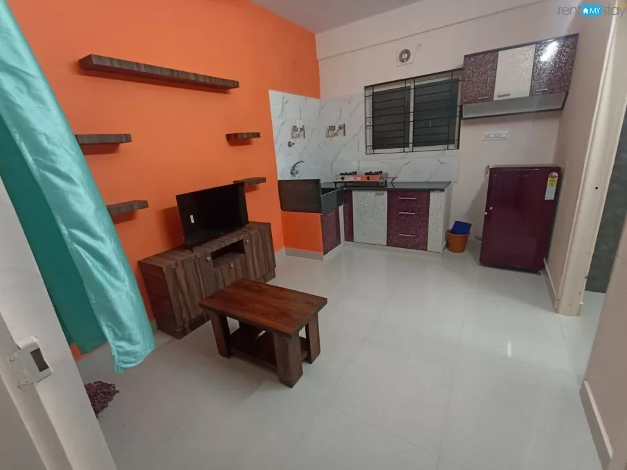 Couple friendly 1bhk fully furnished flat in marathahalli
