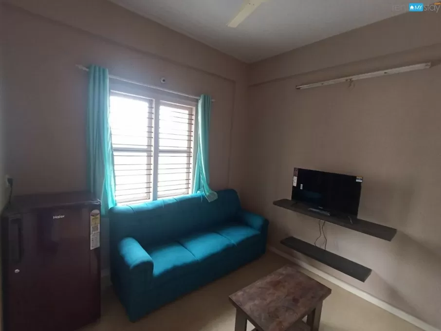 2BHK fully furnished family friendly flat in vignan nagara
