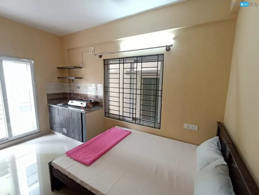 Bachelor's friendly 1RK flat for rent in Vignan Nagar