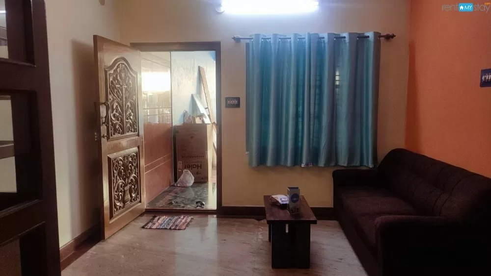Couple Friendly 2BHK Furnished flat for rent in Bommanahalli