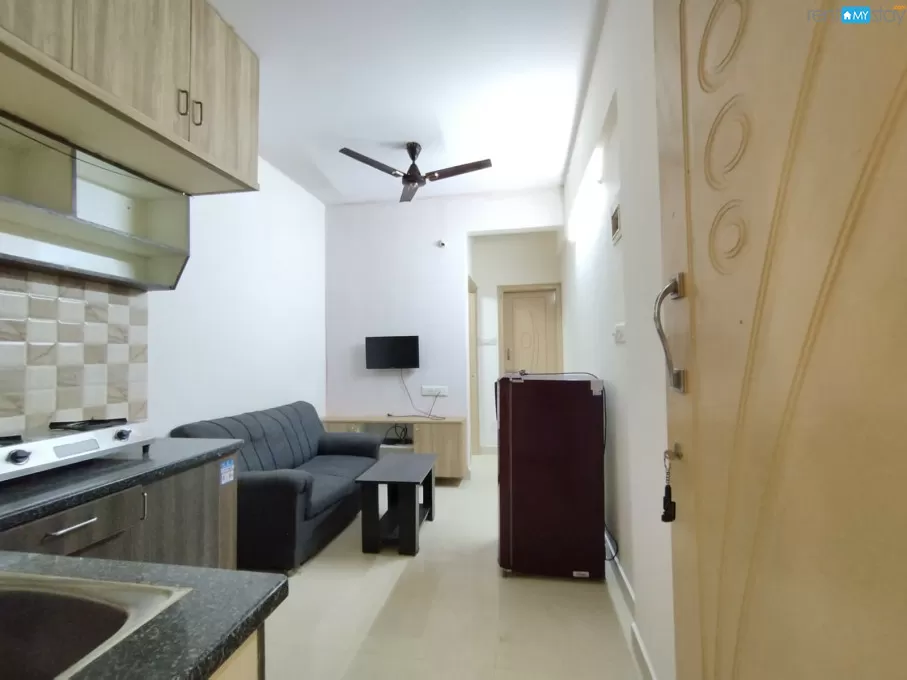 Fully Furnished 1 BHK Flat in Kundanahalli for long term stay