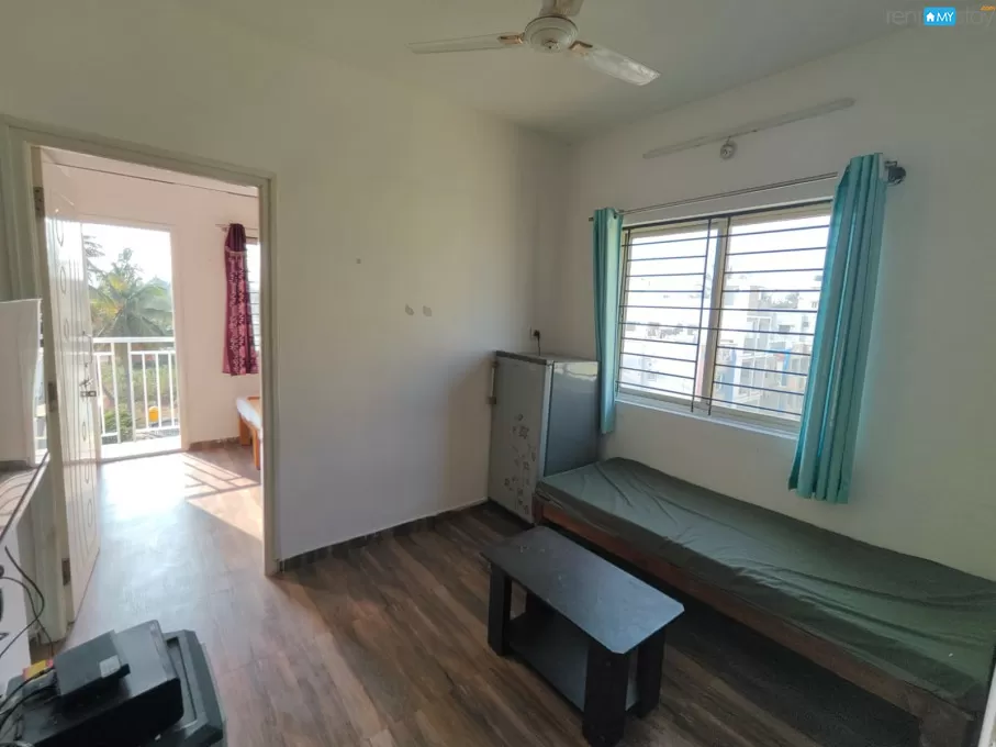 Fully Furnished 1 BHK Flat In WhiteField Near Vegetable Garden